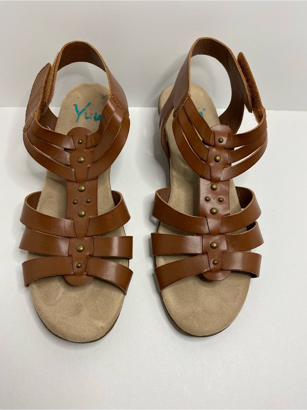 Yuu Finley Gladiator Sandals Women’s 8.5 M Brown Strappy Comfort Studded